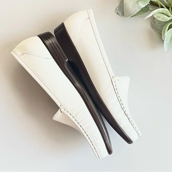 SAS San Antonio Shoemaker Simplify Slip On Loafer Comfortable White Size: 7 New - Picture 3 of 13